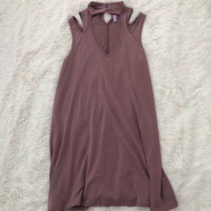 Size small dress can be worn for any occasion